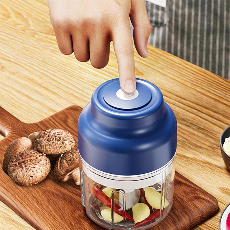Rechargeable food grinder