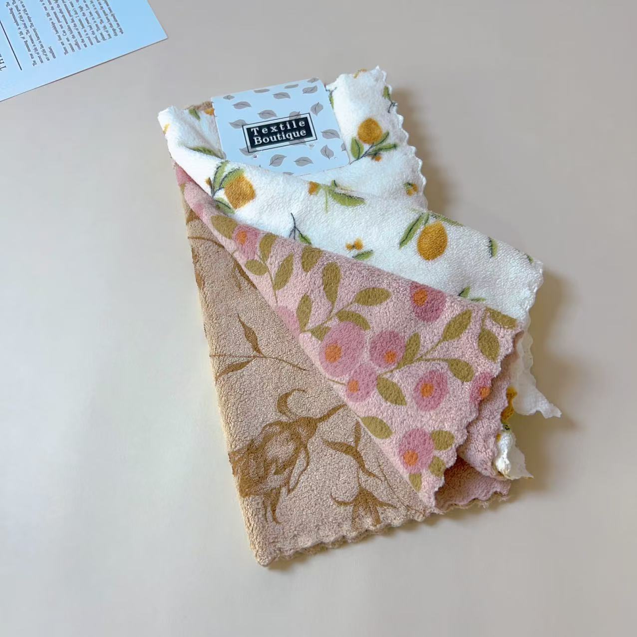 Easy to grip cleaning Easy to grip cleaning